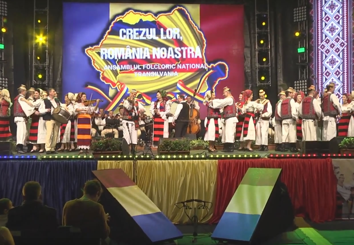 Întâmpinând Unirea, cu Ansamblul Folcloric Naţional &quot;Transilvania&quot;